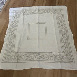 Elegant Cream Tablecloth with Intricate Border